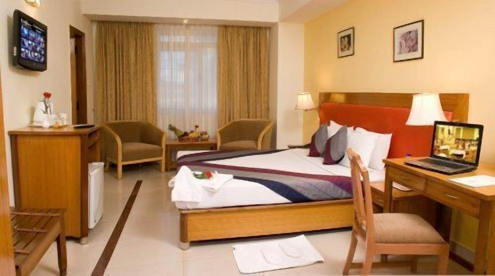 Hotel Ramanashree Brunton Bengalúr Exteriér fotografie